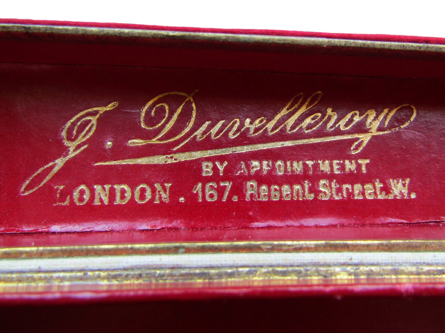 Duvelleroy-Sequined-Silk-and-Tortoiseshell-Fan-10