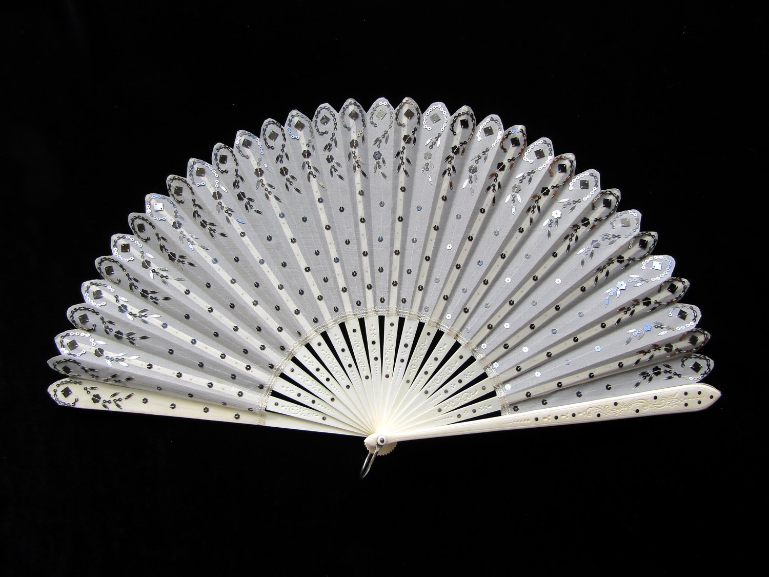 Unusual Dickins & Jones French Sequined Silk Fan