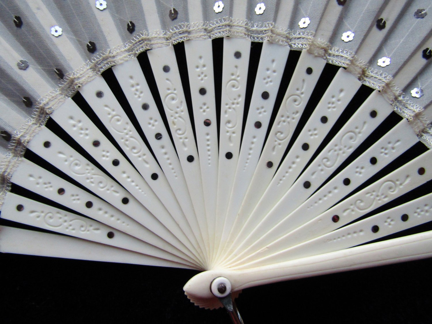 Edwardian-French-Sequined Silk-Fan-01