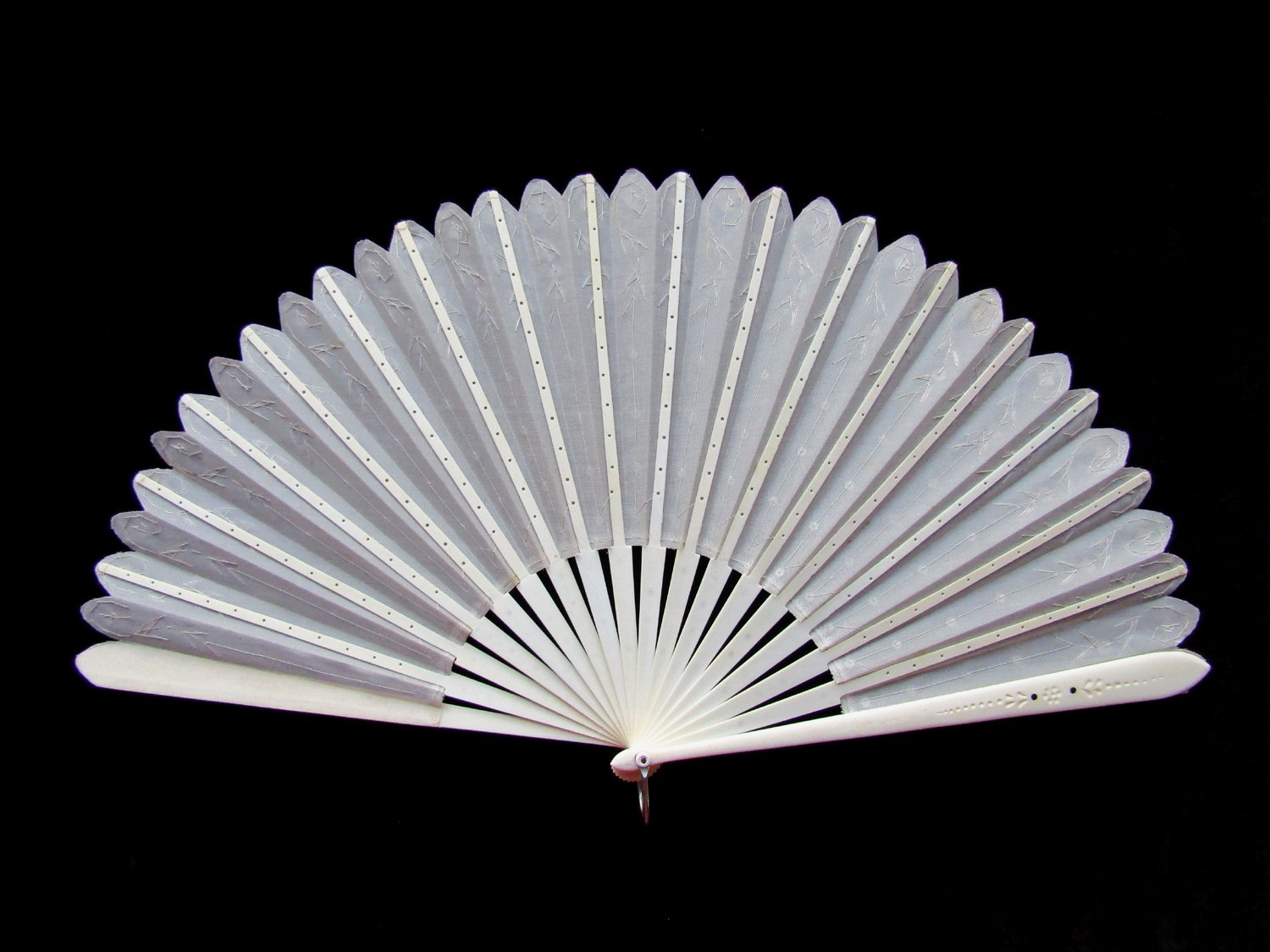 Edwardian-French-Sequined Silk-Fan-05