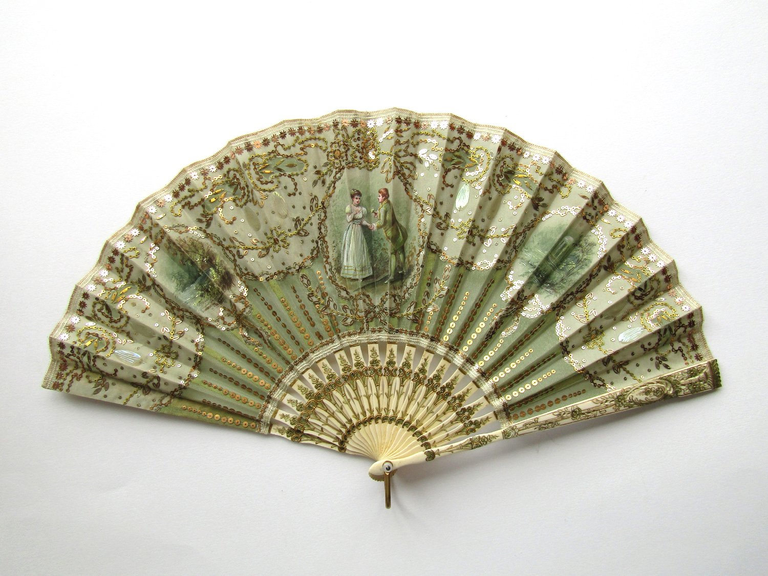 Duvelleroy-Edwardian- Sequined-Fan-02