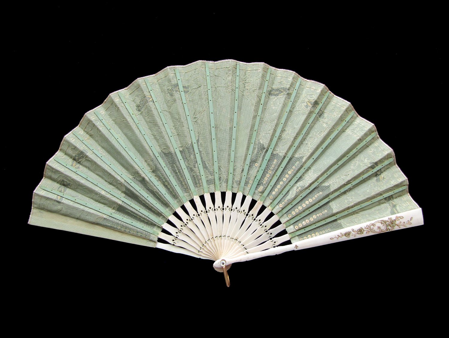 Duvelleroy-Edwardian- Sequined-Fan-08