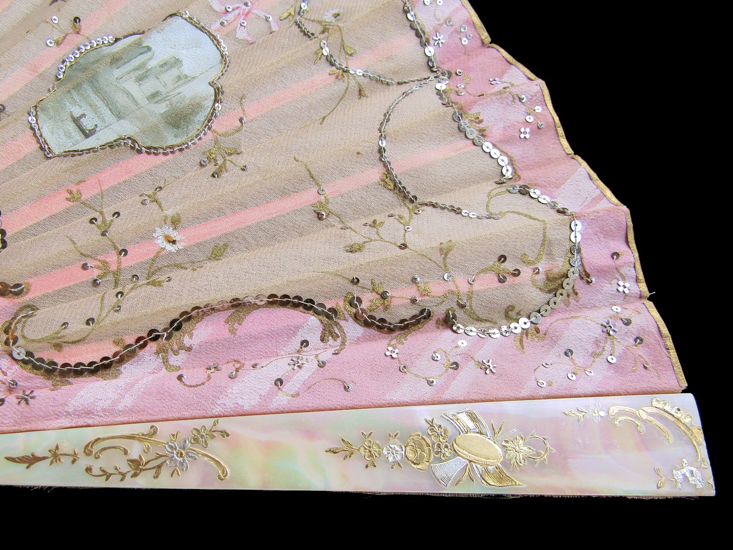 Pink-Victorian-Mother-of-Pearl-Fan-04