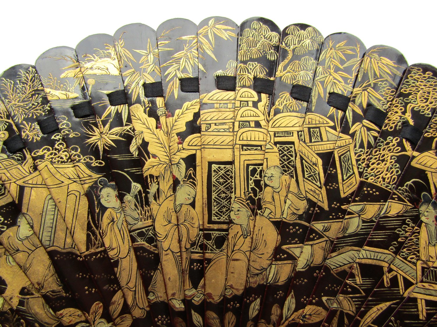 Cantonese-Lacquer-Fan-10