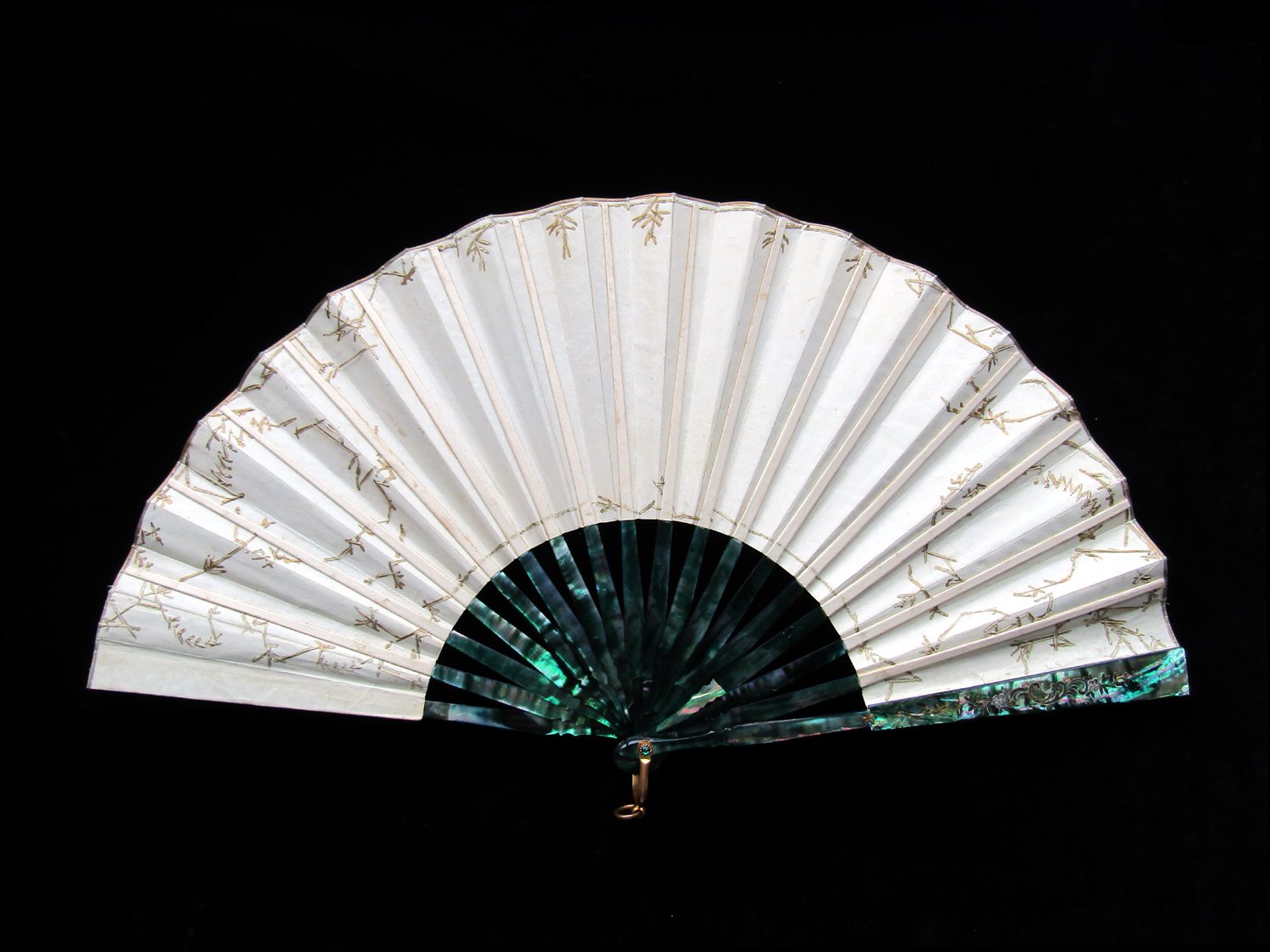 Pink-Victorian-Mother-of-Pearl-Fan-07